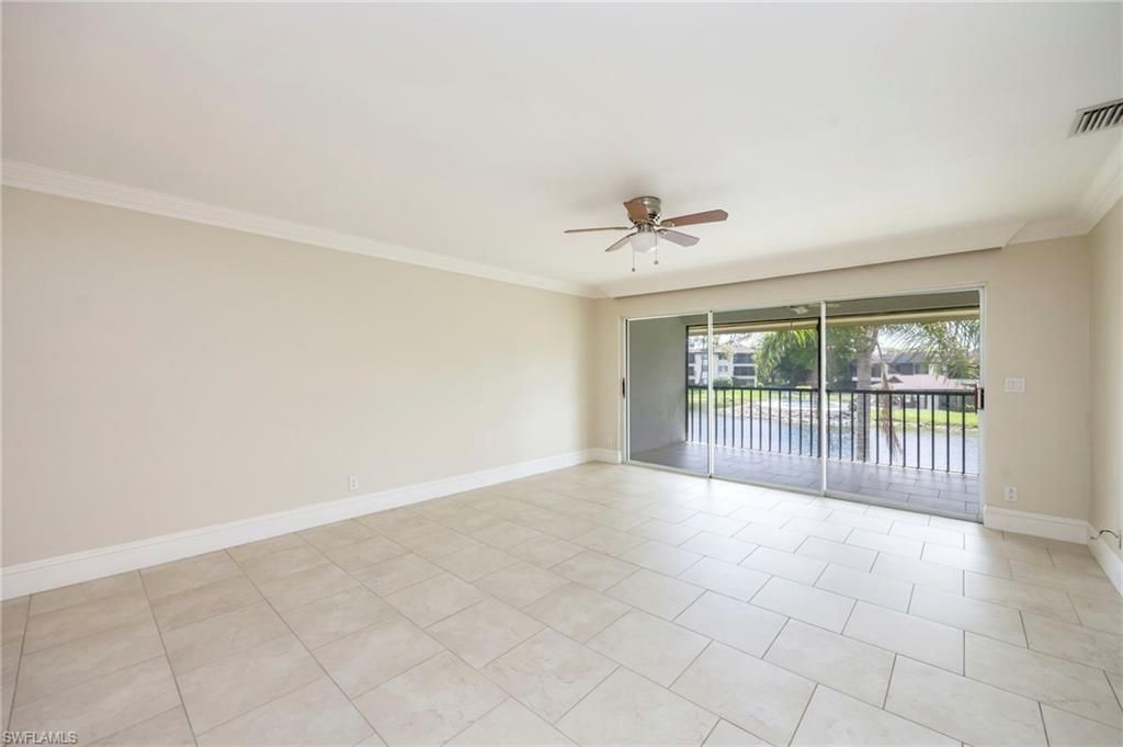 400 Misty Pines Cir, Unit 205, Naples, FL 34105 Photo