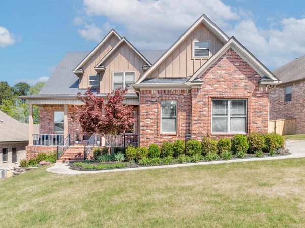 6 Commentry Drive, Little Rock, AR 72223