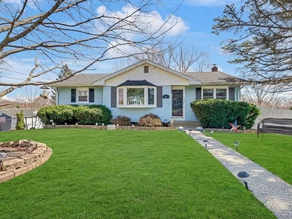 10 Renfrewshire Drive , Middletown, NY 10941