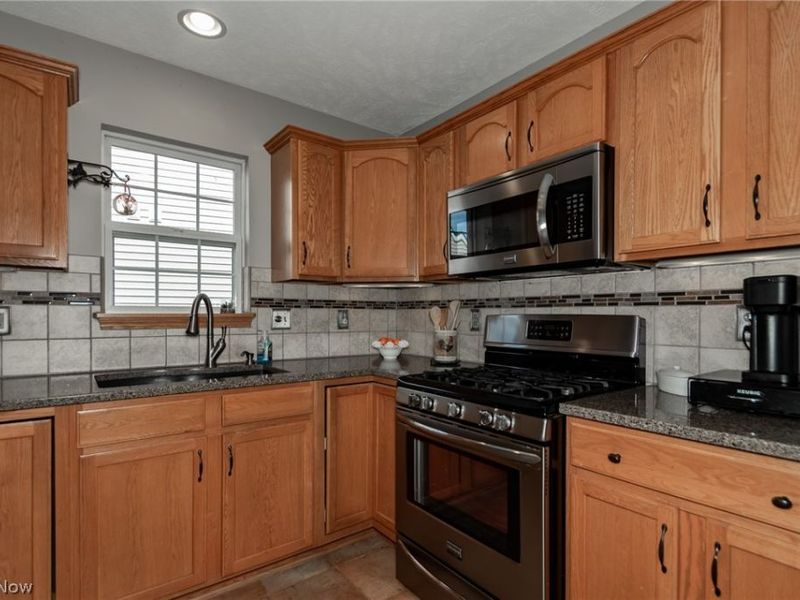 3799 Tarpon Cove, Perry, OH 44081 Photo 10