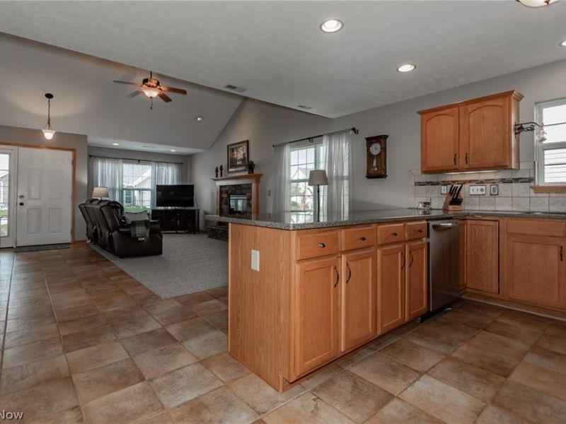 3799 Tarpon Cove, Perry, OH 44081 Photo 9
