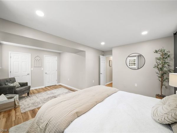 16130 Lucky Bell Lane , Newbury, OH 44065