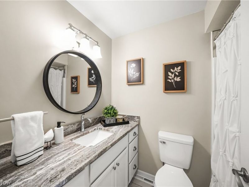 16130 Lucky Bell Lane , Newbury, OH 44065 Photo 13