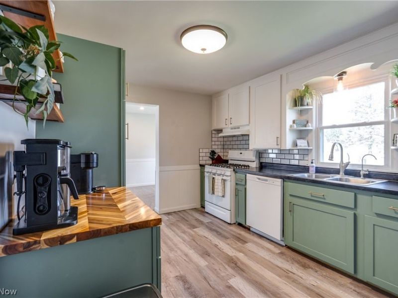 4933 14th Street SW, Canton, OH 44710 Photo 8