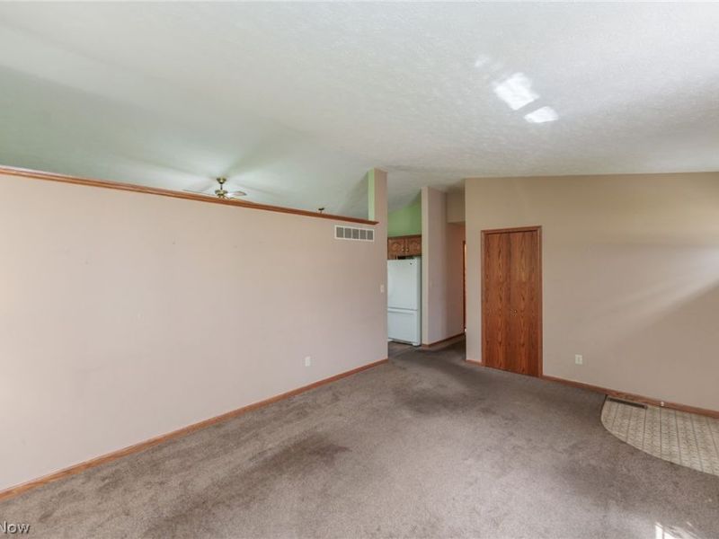 178 E Prospect Street , Smithville, OH 44677 Photo 4