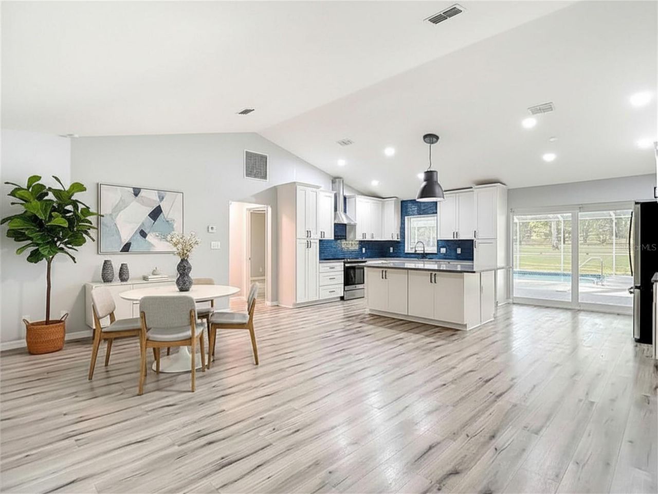 884 W Massachusetts Street, Hernando, FL 34442 Photo