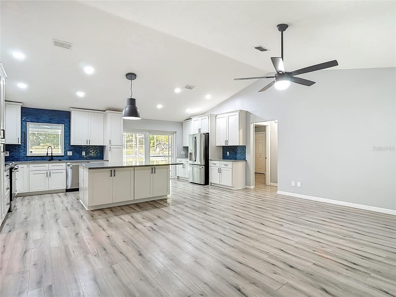 884 W Massachusetts Street, Hernando, FL 34442 Photo