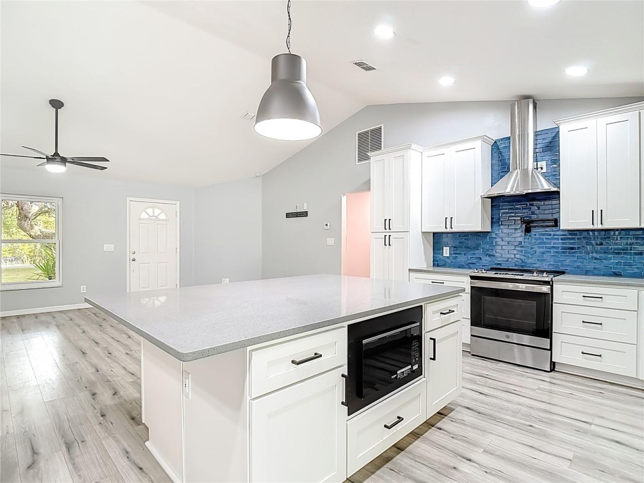 884 W Massachusetts Street, Hernando, FL 34442 Photo