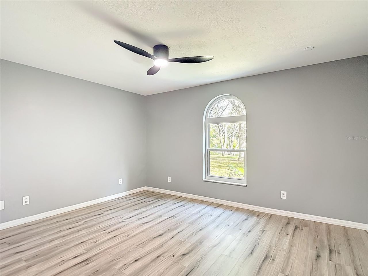 884 W Massachusetts Street, Hernando, FL 34442 Photo