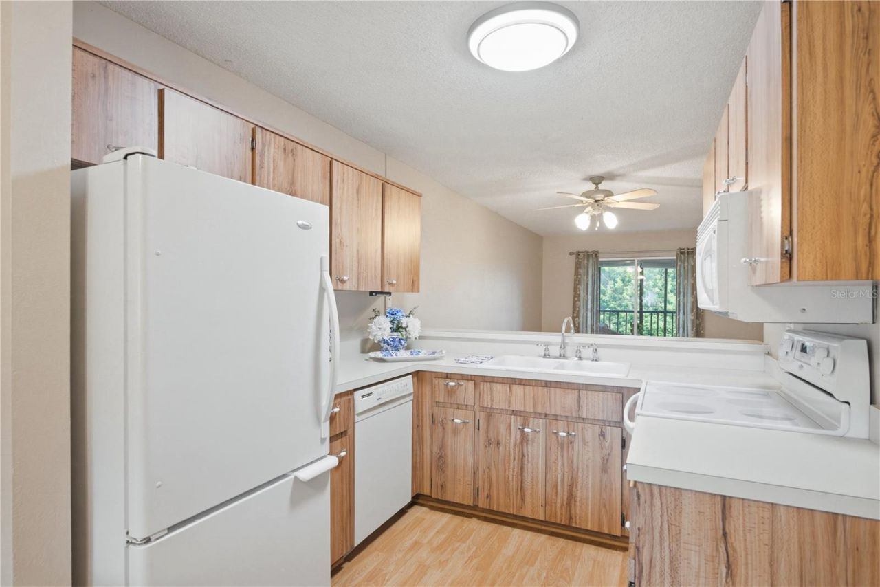 11201 122nd Avenue , Unit 208, Largo, FL 33778 Photo