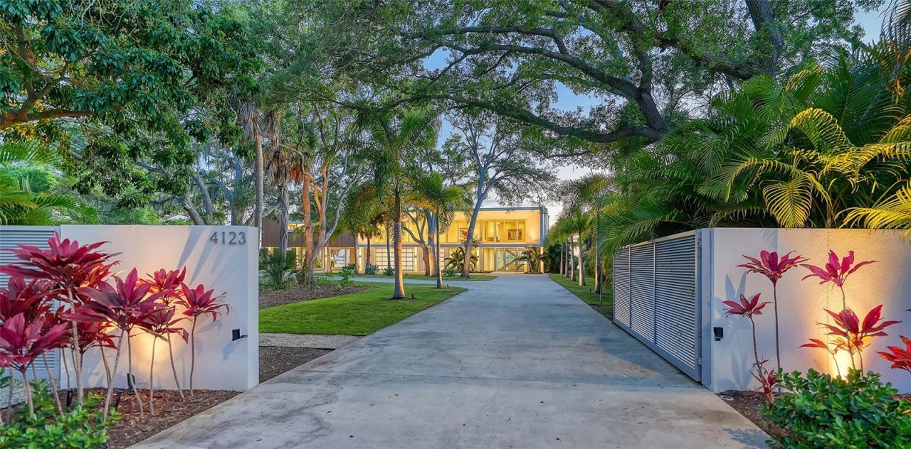4123 Bay Shore Road, Sarasota, FL 34234 Photo