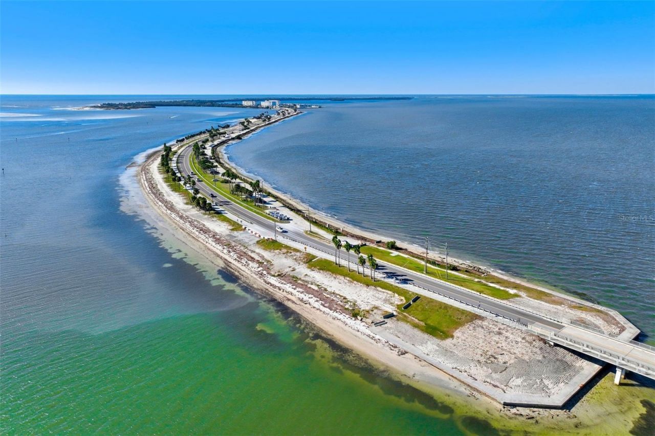 460 S Paula Drive, Unit 402, Dunedin, FL 34698 Photo