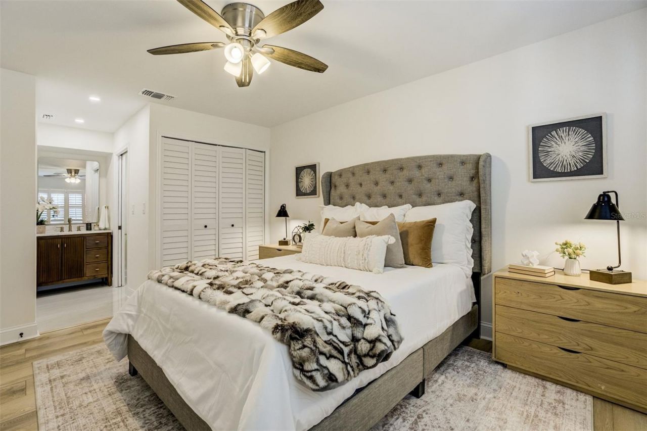 460 S Paula Drive, Unit 402, Dunedin, FL 34698 Photo