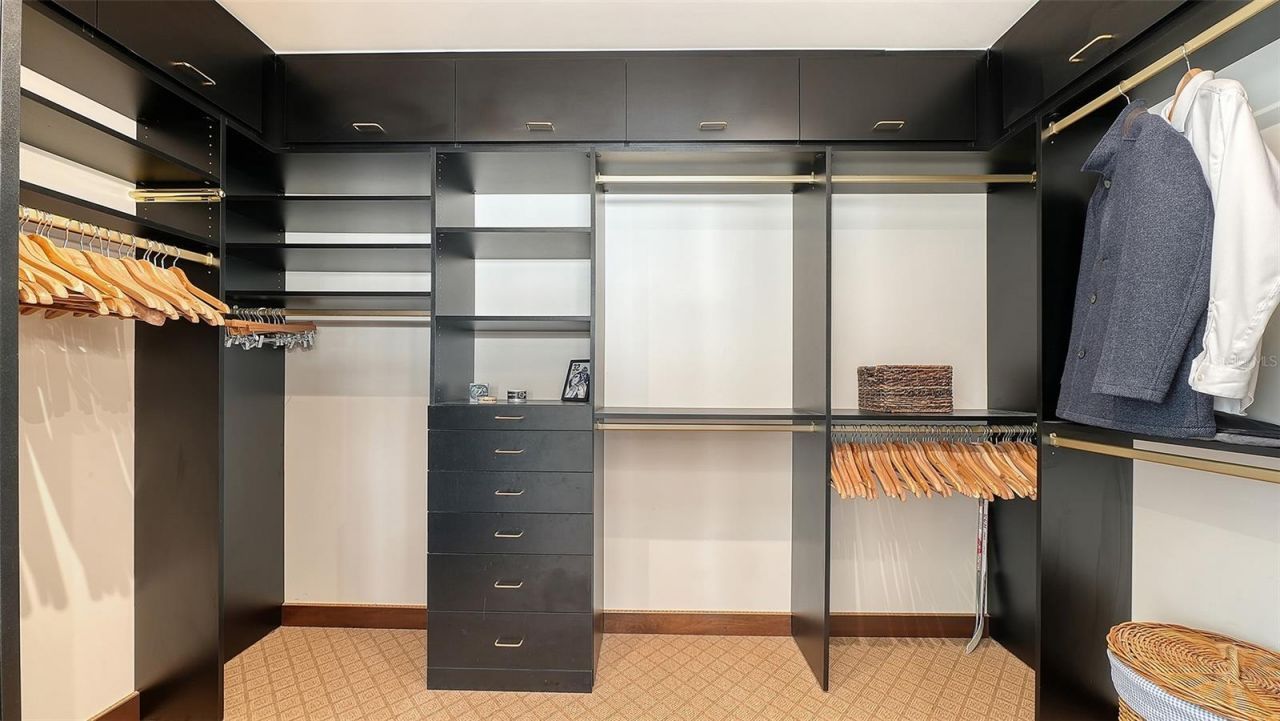 128 Golden Gate Point, Unit 901B, Sarasota, FL 34236 Photo