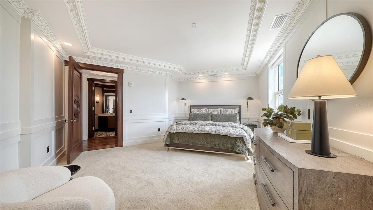 128 Golden Gate Point, Unit 901B, Sarasota, FL 34236 Photo