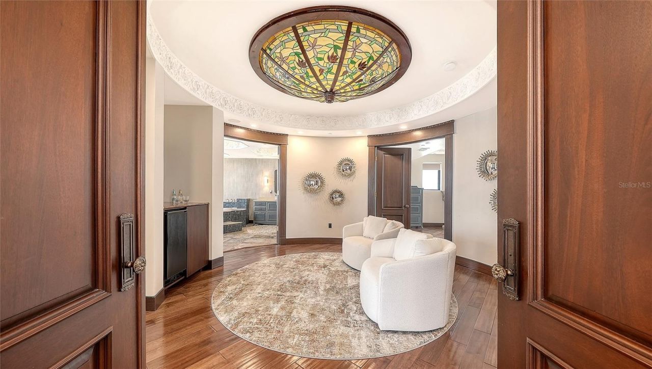 128 Golden Gate Point, Unit 901B, Sarasota, FL 34236 Photo