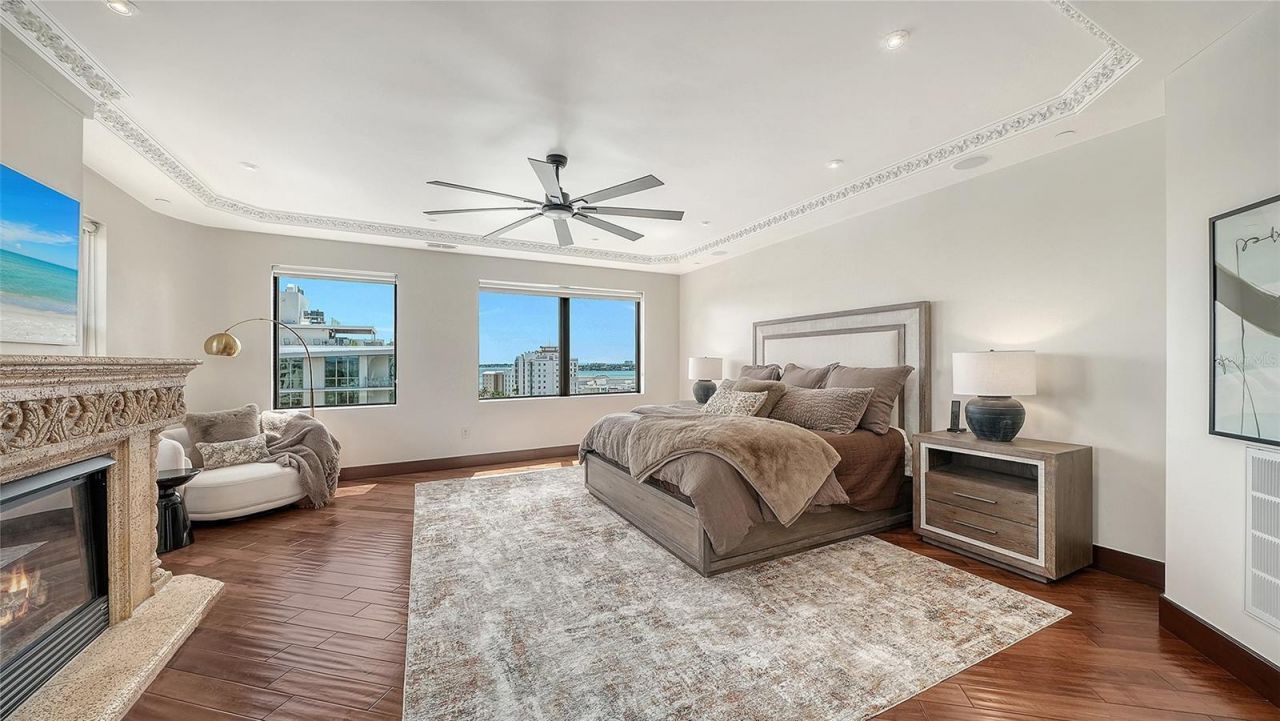 128 Golden Gate Point, Unit 901B, Sarasota, FL 34236 Photo