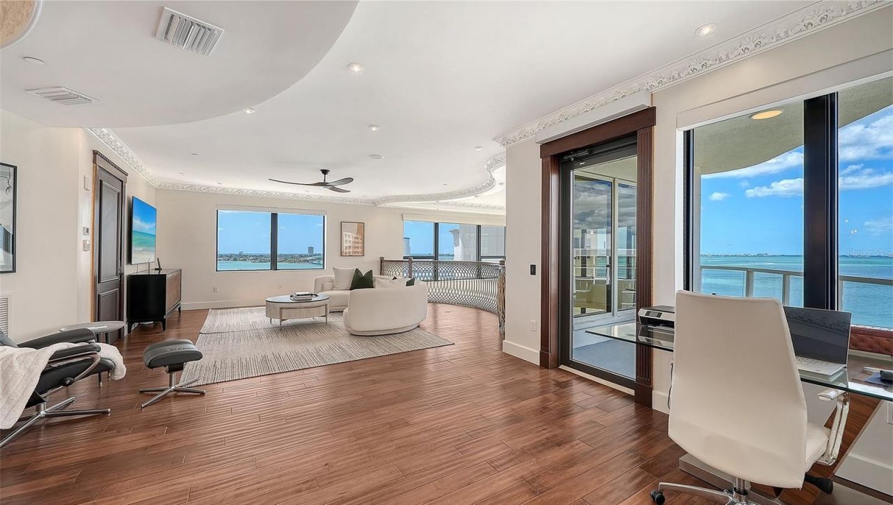 128 Golden Gate Point, Unit 901B, Sarasota, FL 34236 Photo