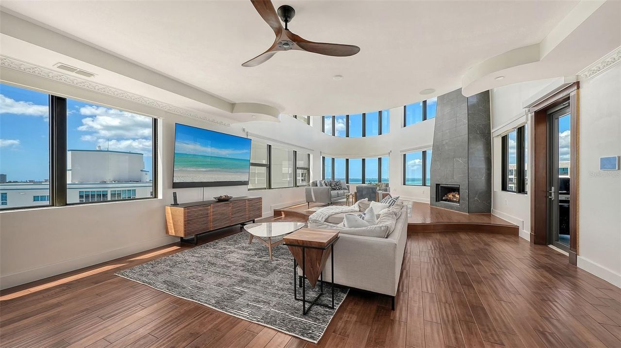 128 Golden Gate Point, Unit 901B, Sarasota, FL 34236 Photo