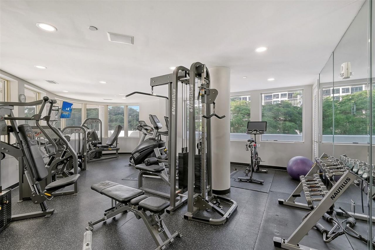 128 Golden Gate Point, Unit 901B, Sarasota, FL 34236 Photo