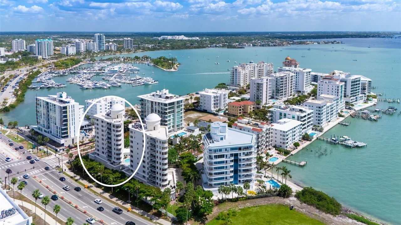 128 Golden Gate Point, Unit 901B, Sarasota, FL 34236 Photo