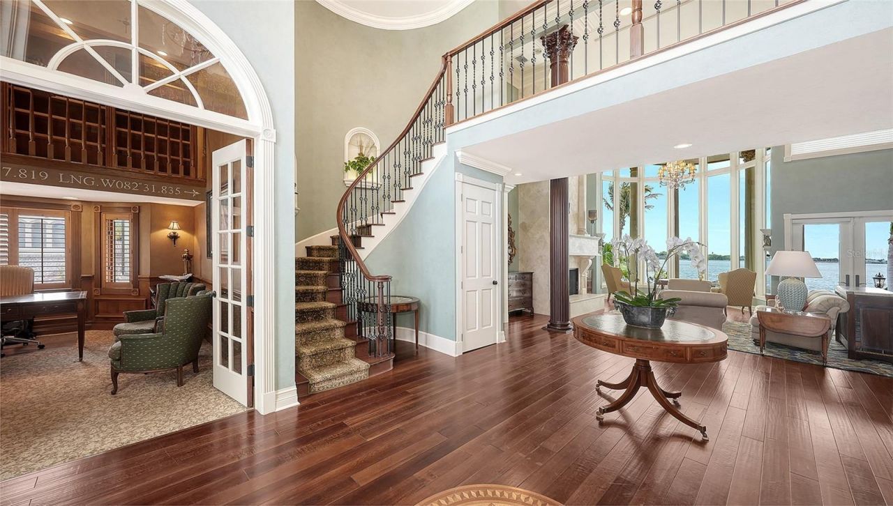 1240 Hillview Drive, Sarasota, FL 34239 Photo