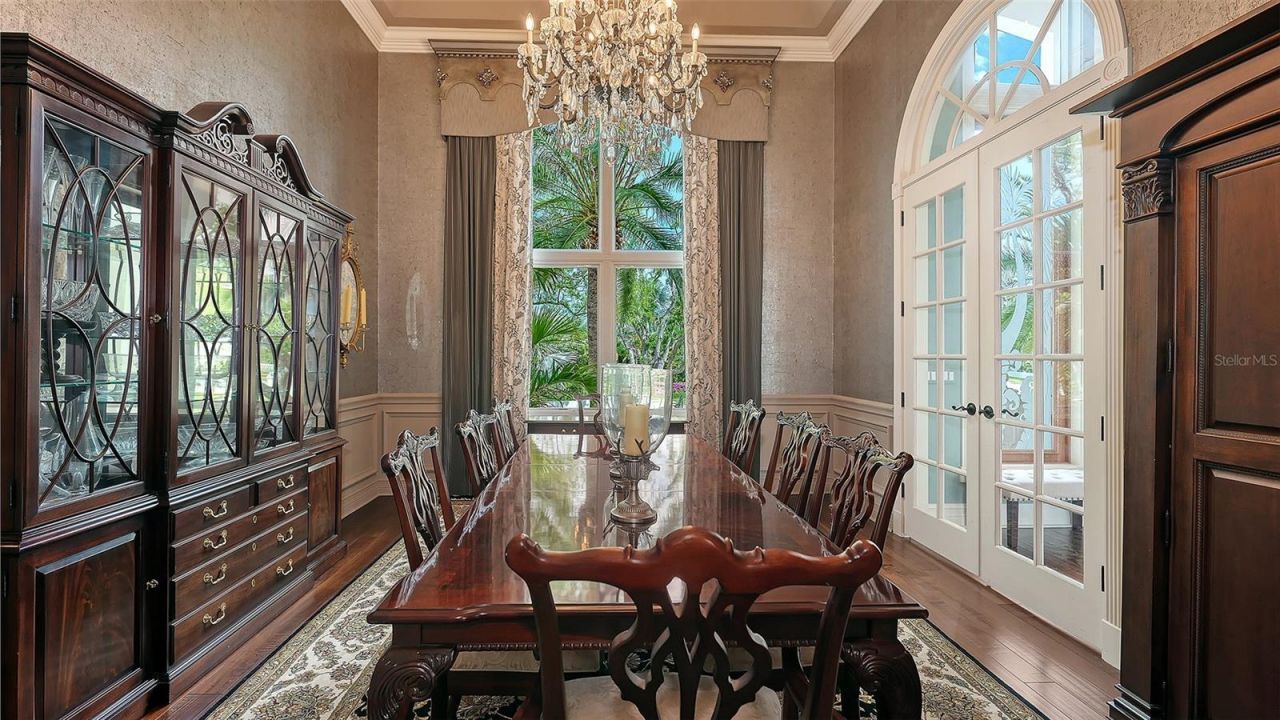 1240 Hillview Drive, Sarasota, FL 34239 Photo