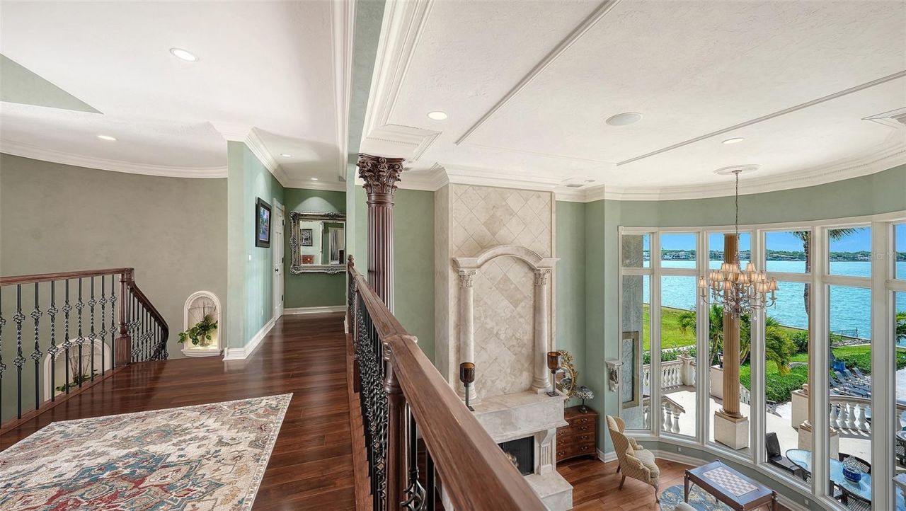 1240 Hillview Drive, Sarasota, FL 34239 Photo