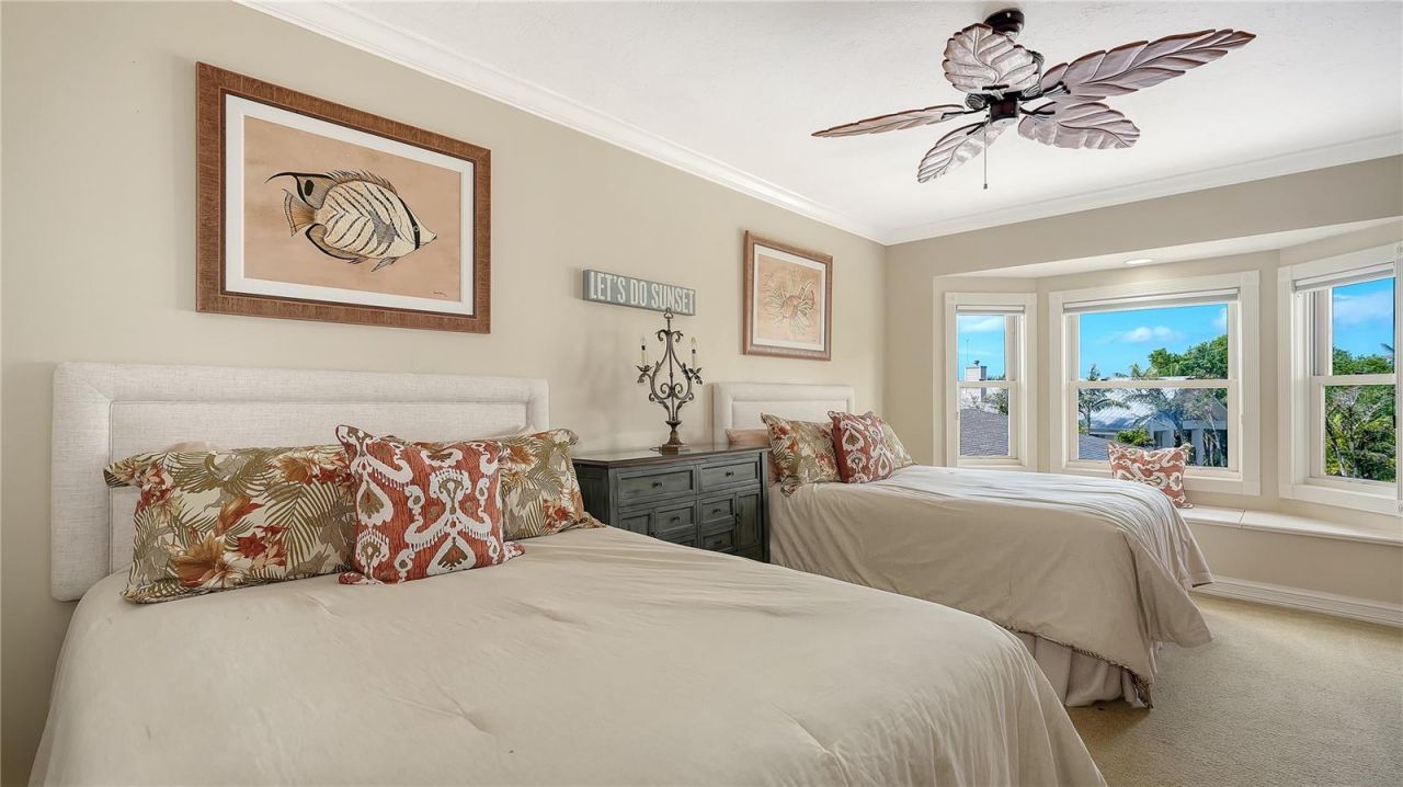 1240 Hillview Drive, Sarasota, FL 34239 Photo