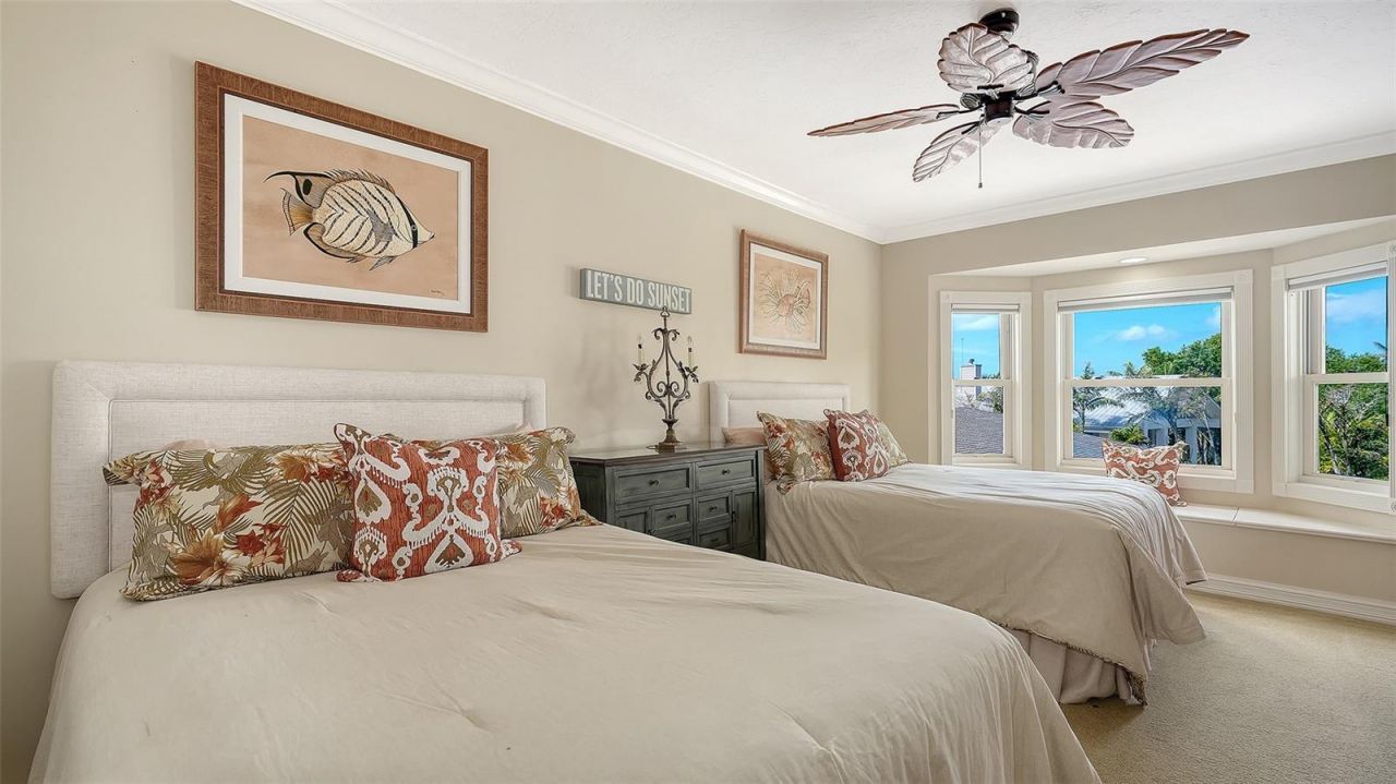 1240 Hillview Drive, Sarasota, FL 34239 Photo