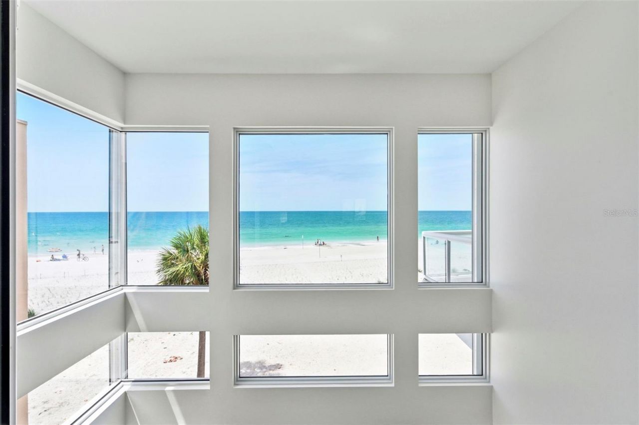 8680 W Gulf Boulevard, Treasure Island, FL 33706 Photo