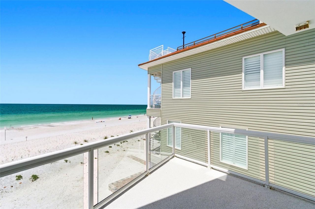 8680 W Gulf Boulevard, Treasure Island, FL 33706 Photo