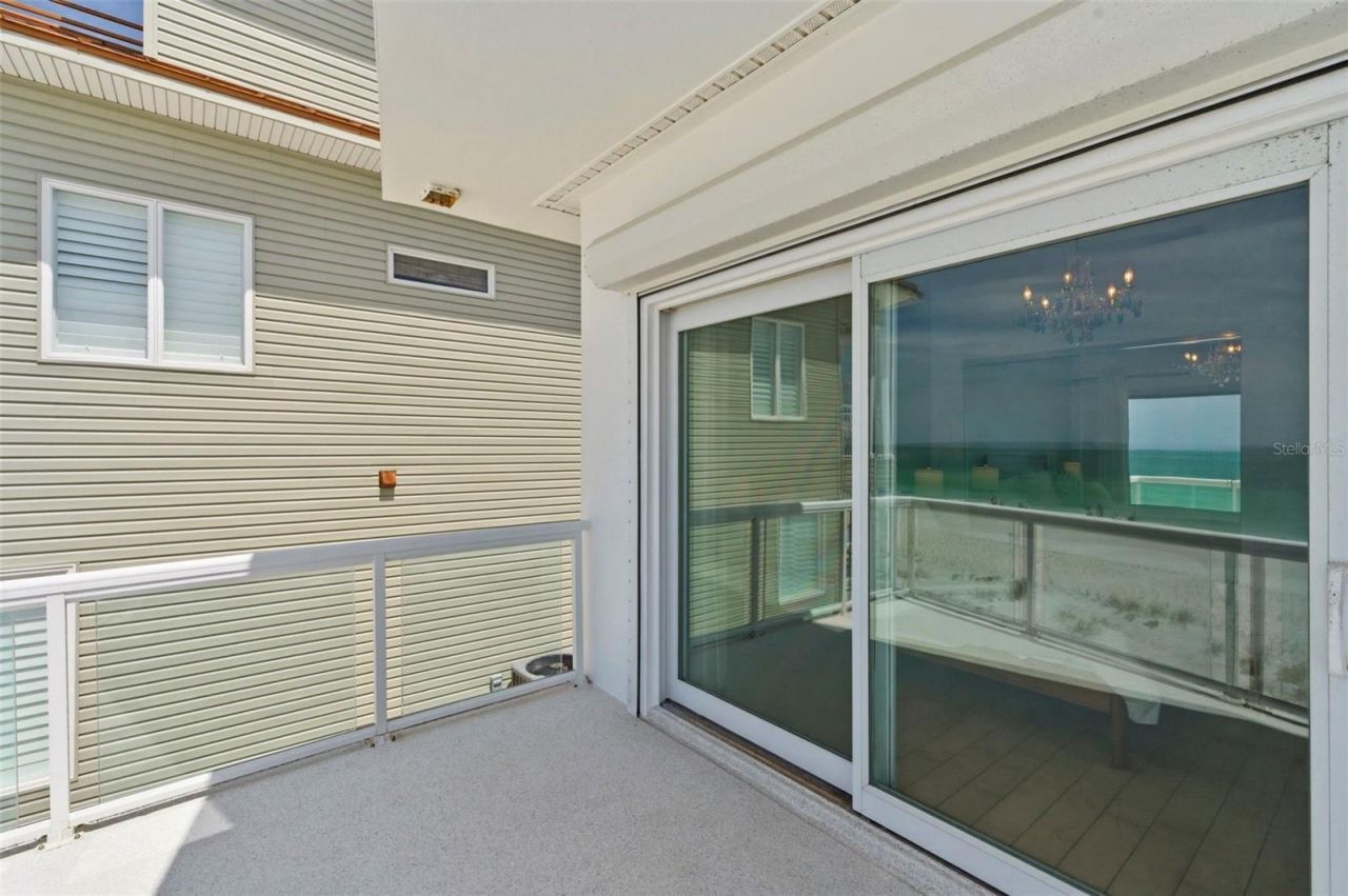 8680 W Gulf Boulevard, Treasure Island, FL 33706 Photo