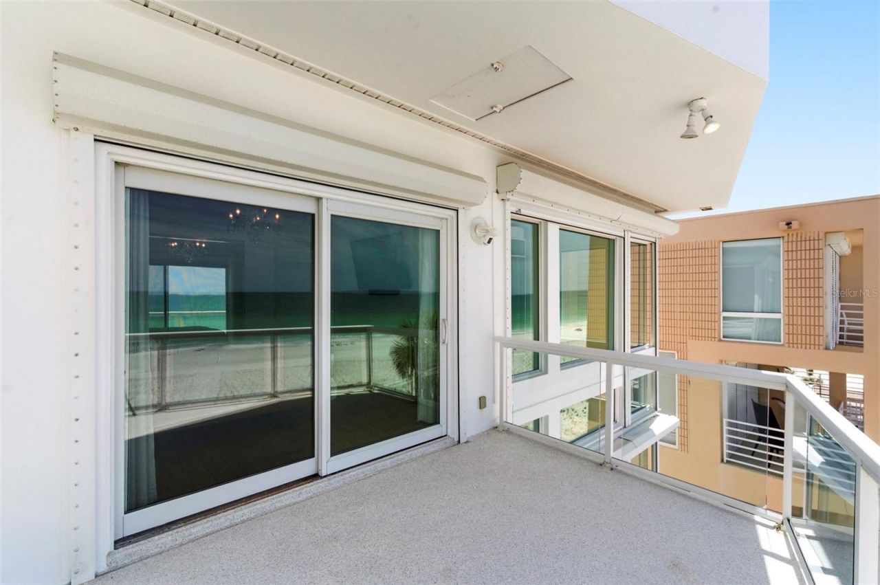 8680 W Gulf Boulevard, Treasure Island, FL 33706 Photo