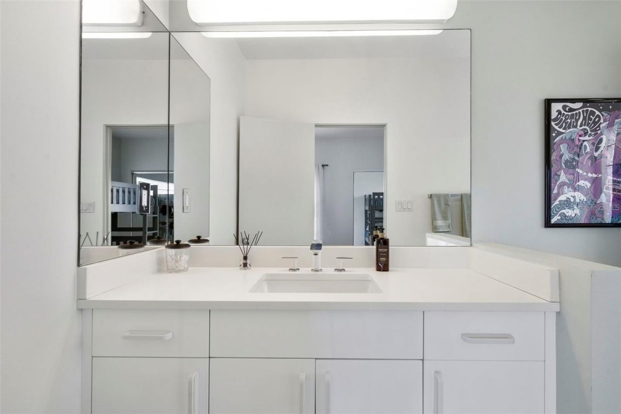 8680 W Gulf Boulevard, Treasure Island, FL 33706 Photo