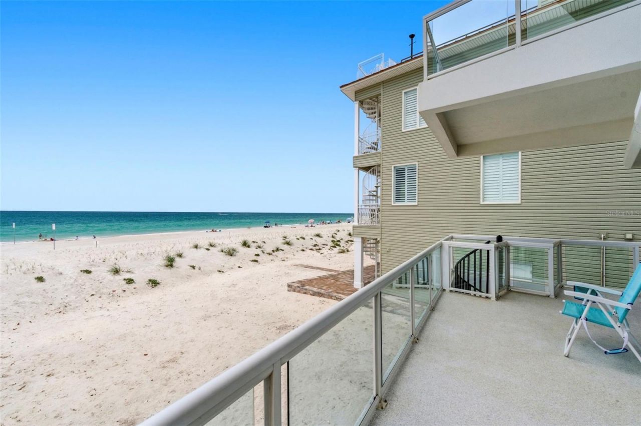 8680 W Gulf Boulevard, Treasure Island, FL 33706 Photo