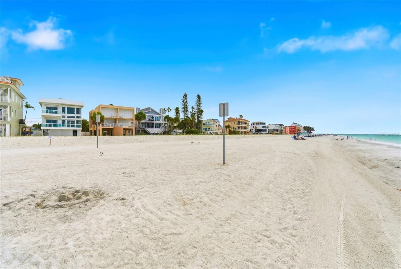 8680 W Gulf Boulevard, Treasure Island, FL 33706 Photo