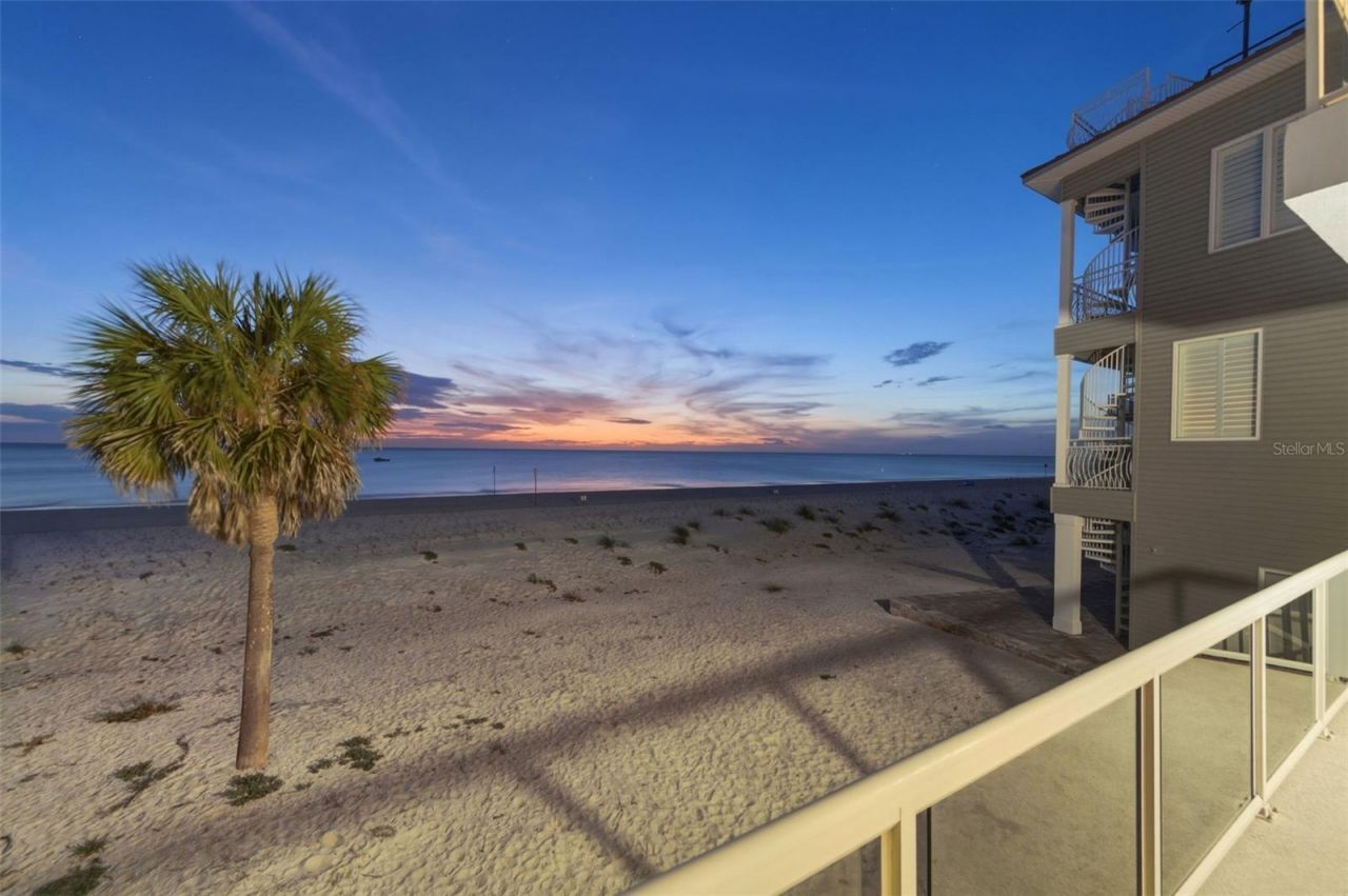 8680 W Gulf Boulevard, Treasure Island, FL 33706 Photo