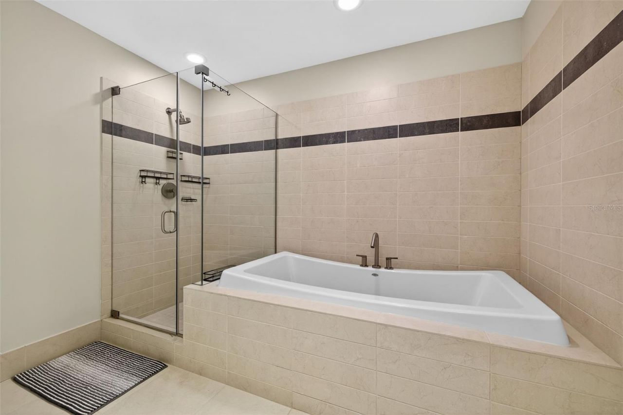 175 1st Street S, Unit 3102, Saint Petersburg, FL 33701 Photo