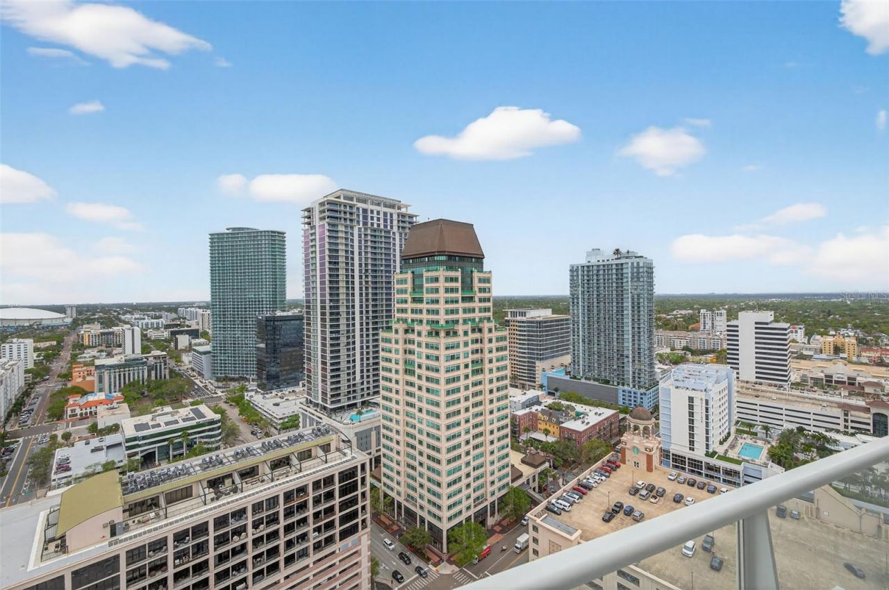 175 1st Street S, Unit 3102, Saint Petersburg, FL 33701 Photo