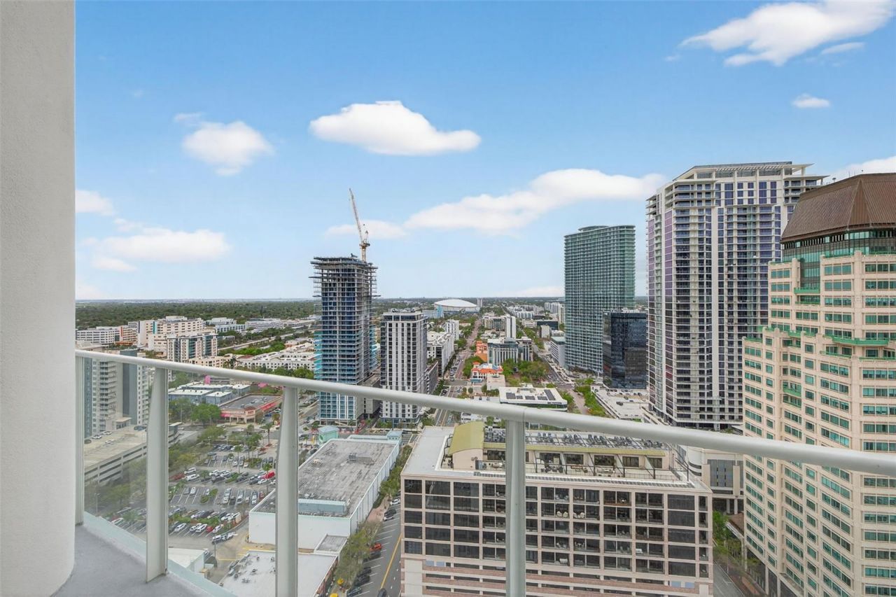 175 1st Street S, Unit 3102, Saint Petersburg, FL 33701 Photo