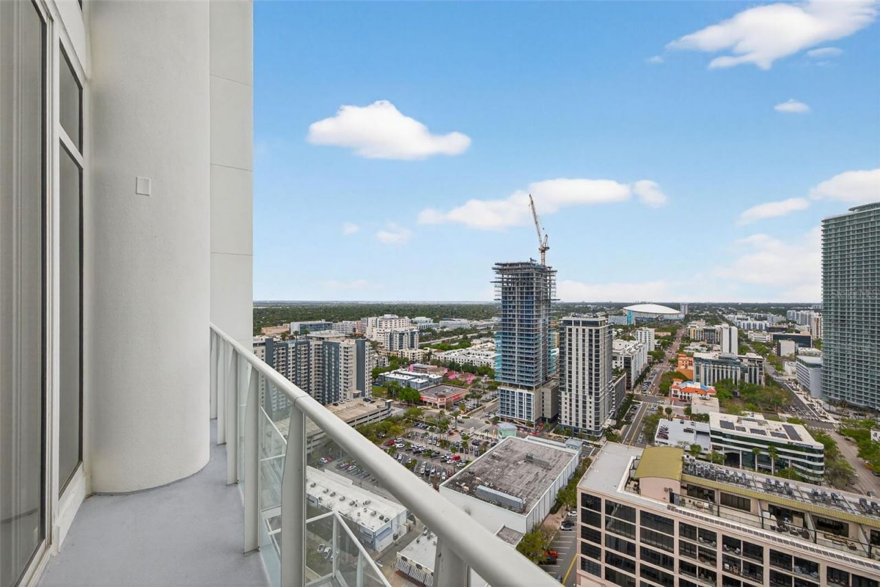 175 1st Street S, Unit 3102, Saint Petersburg, FL 33701 Photo