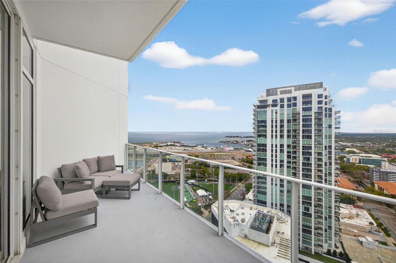 175 1st Street S, Unit 3102, Saint Petersburg, FL 33701 Photo