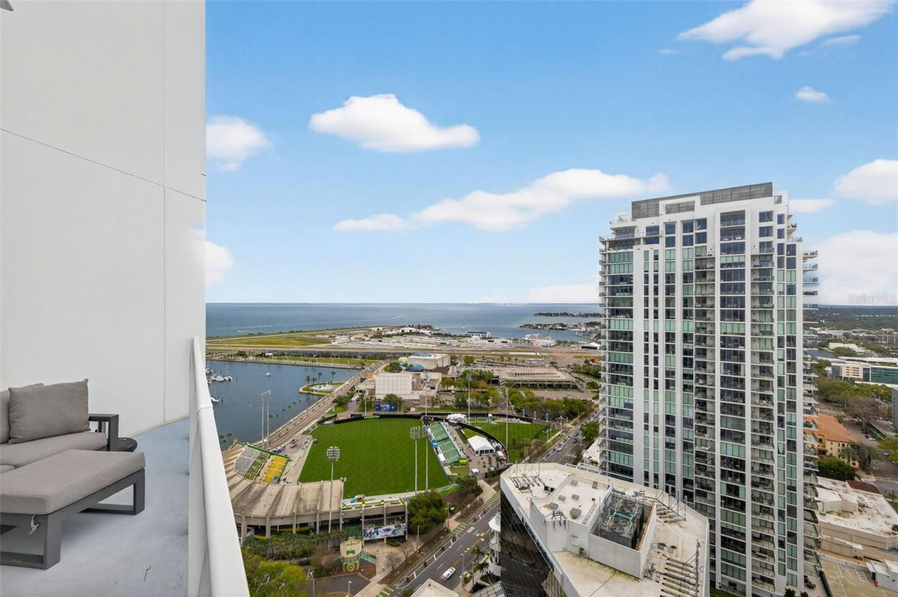 175 1st Street S, Unit 3102, Saint Petersburg, FL 33701 Photo