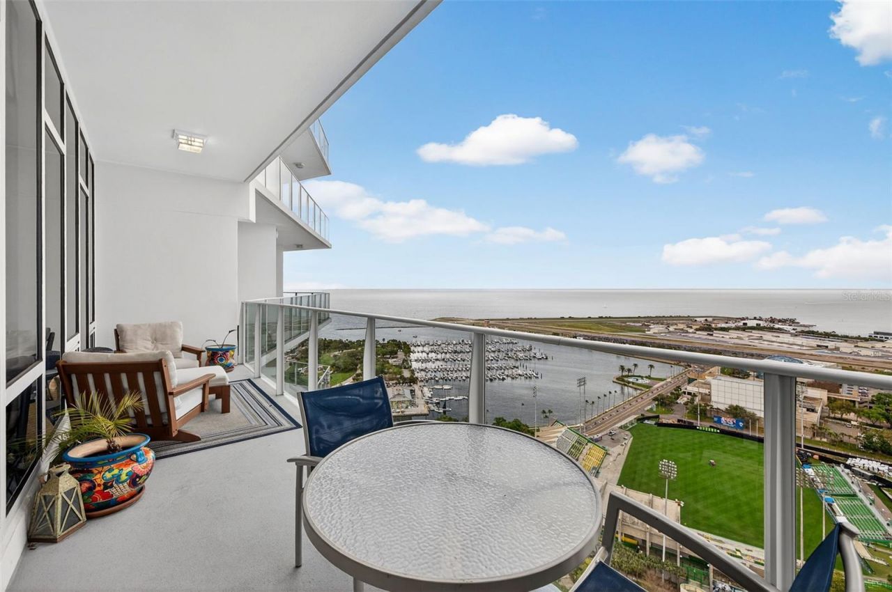 175 1st Street S, Unit 3102, Saint Petersburg, FL 33701 Photo