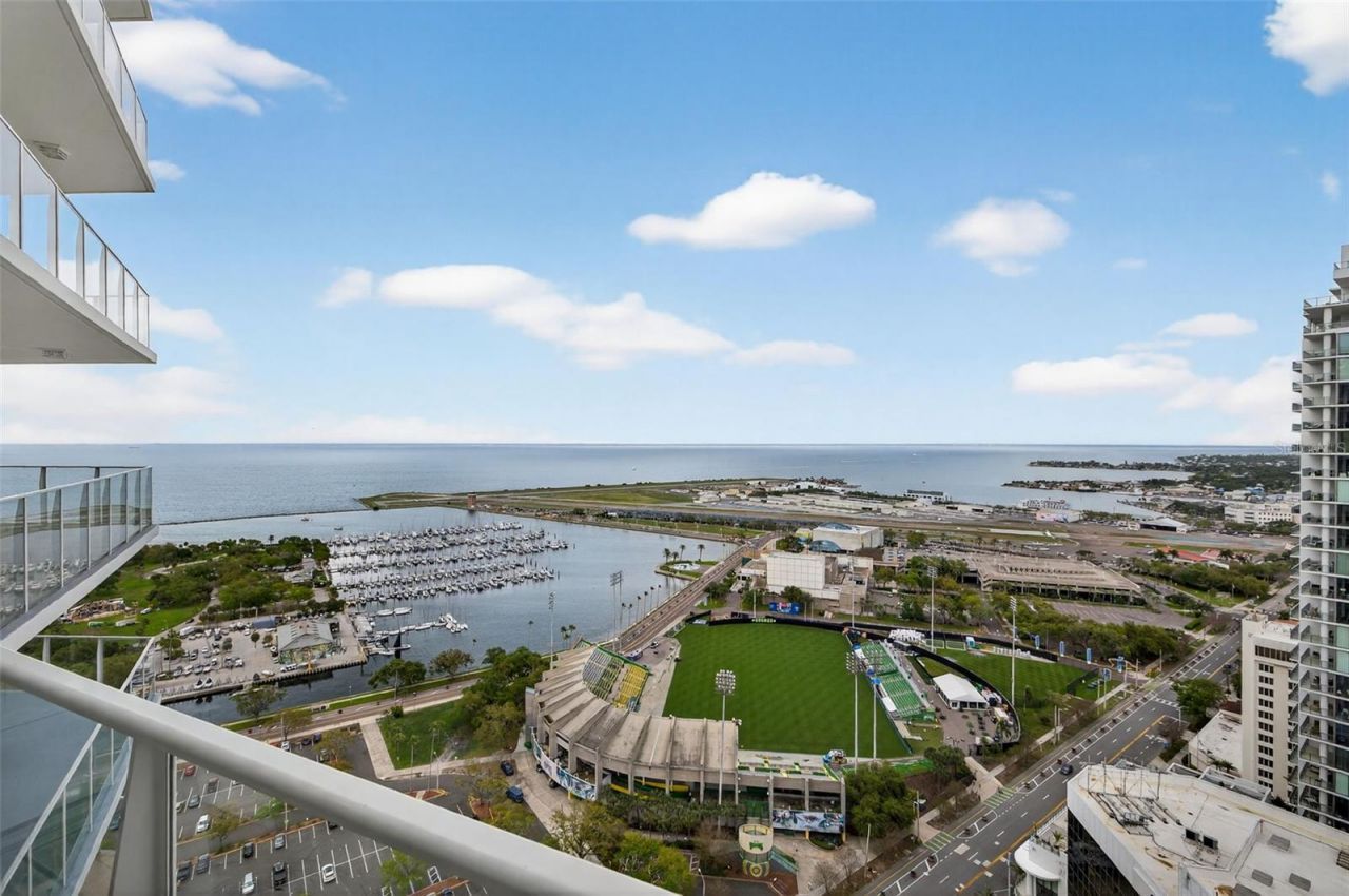 175 1st Street S, Unit 3102, Saint Petersburg, FL 33701 Photo