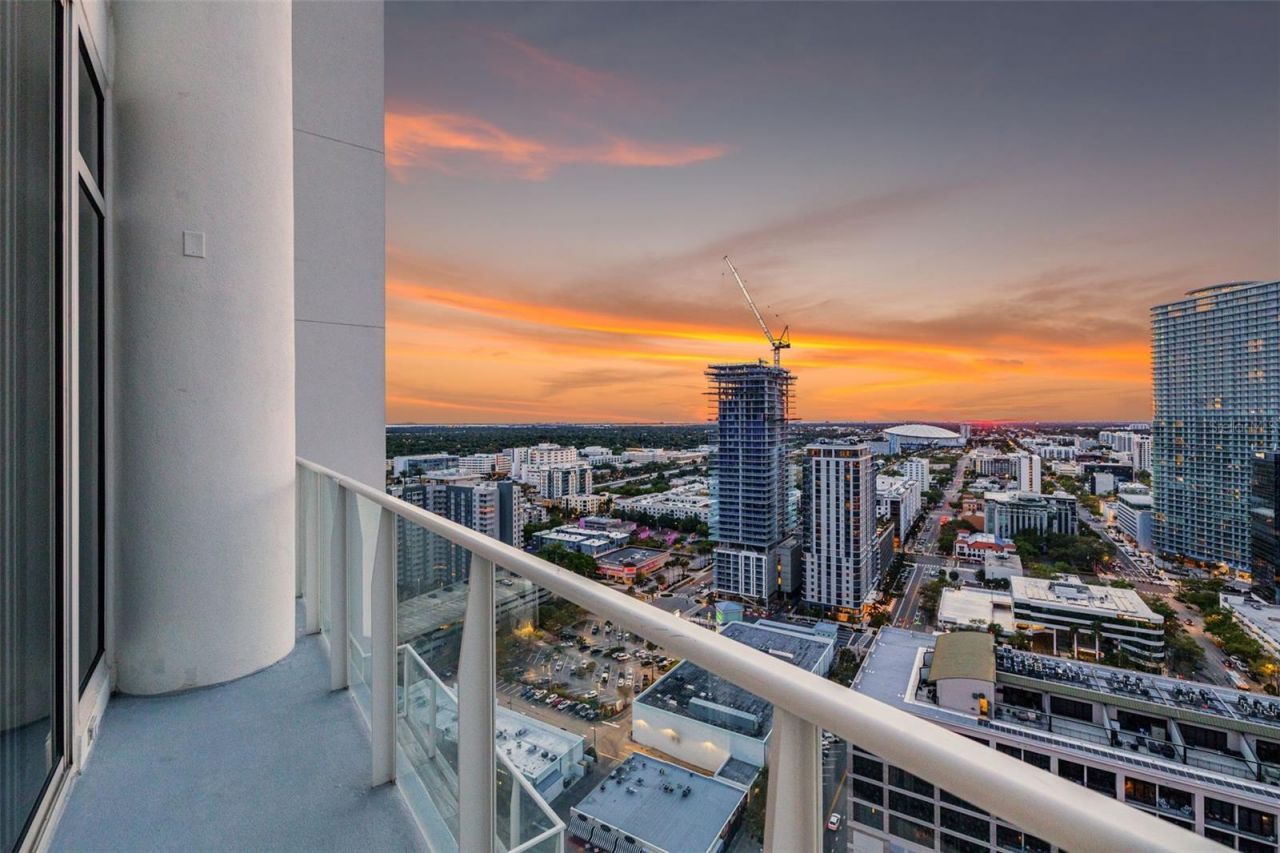 175 1st Street S, Unit 3102, Saint Petersburg, FL 33701 Photo