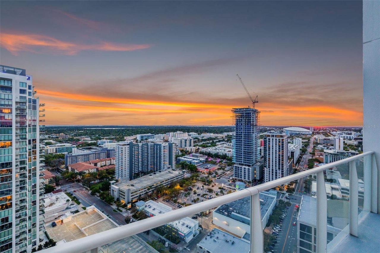 175 1st Street S, Unit 3102, Saint Petersburg, FL 33701 Photo