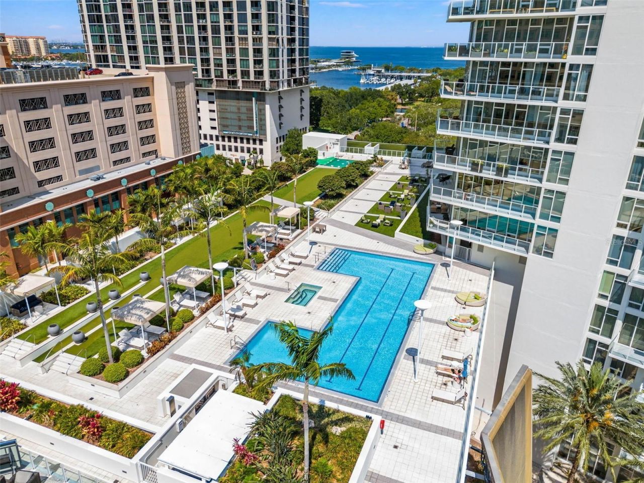 175 1st Street S, Unit 3102, Saint Petersburg, FL 33701 Photo