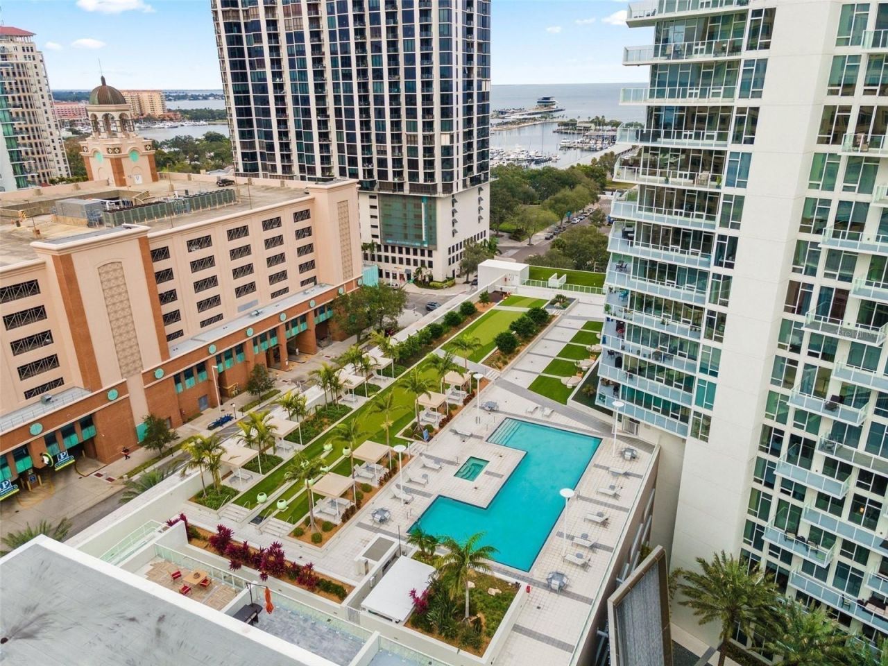 175 1st Street S, Unit 3102, Saint Petersburg, FL 33701 Photo